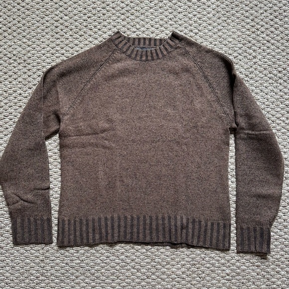 Banana Republic Other - Vintage banana republic wool sweater